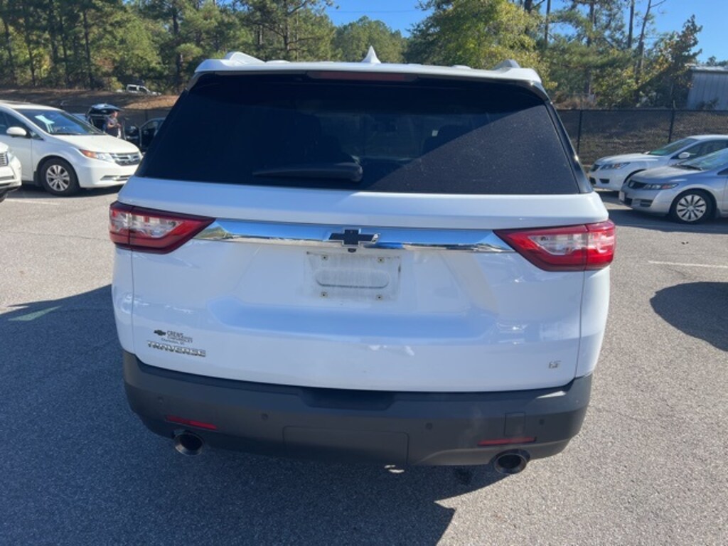 Used 2018 Chevrolet Traverse LT Cloth w/1LT SUV