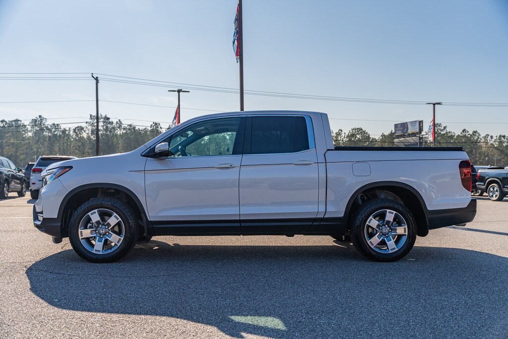 Certified 2025 Honda Ridgeline RTL Truck Crew Cab