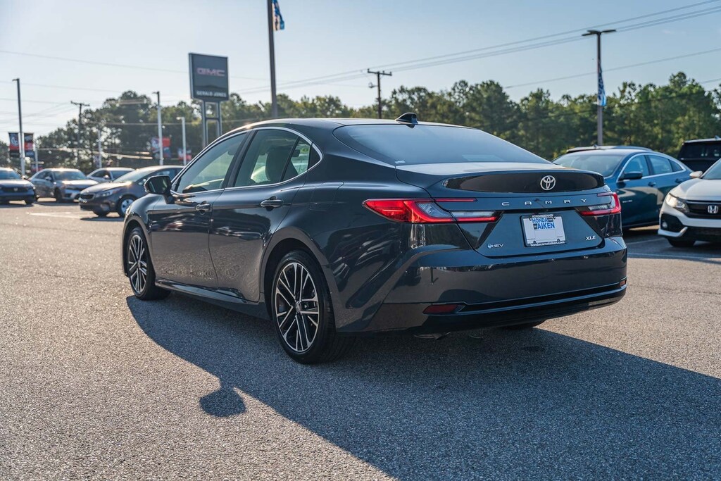 Used 2025 Toyota Camry XLE Sedan