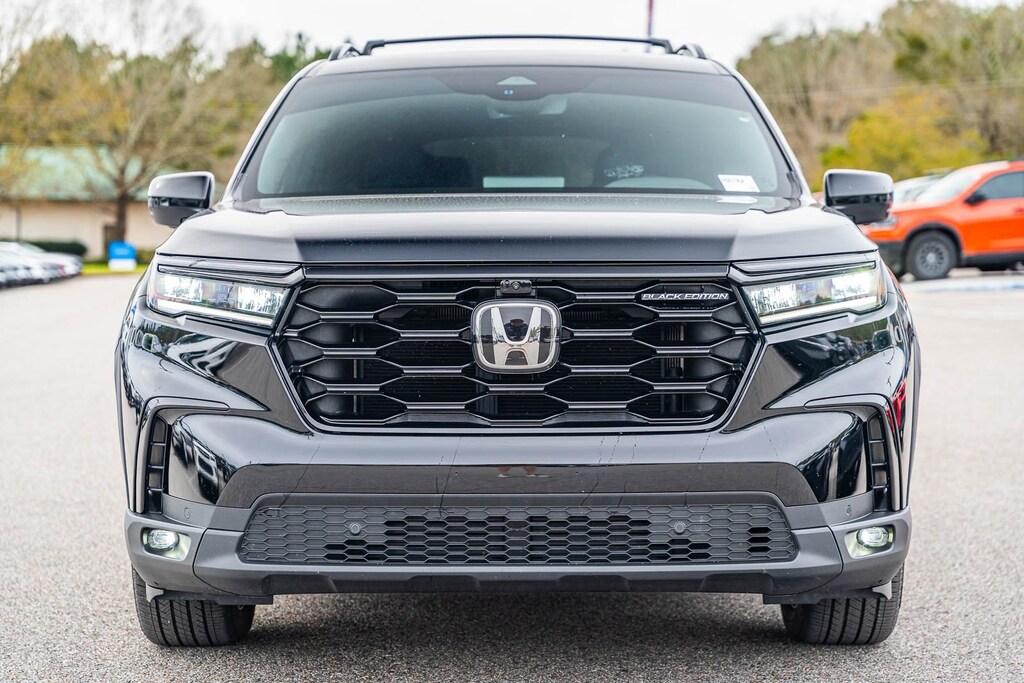 Certified 2025 Honda Pilot Black Edition SUV