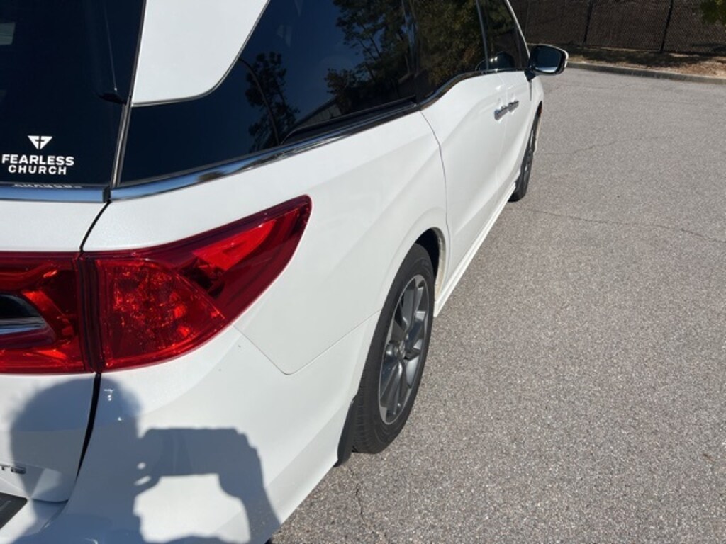 Certified 2023 Honda Odyssey Elite Van