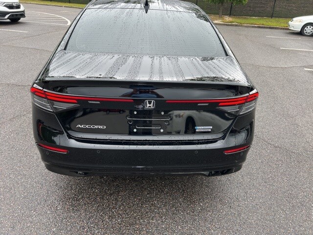2024 Honda Accord Hybrid Touring photo 4