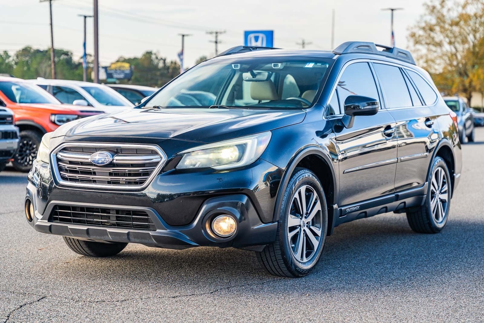 2018 Subaru Outback 2.5i photo 2