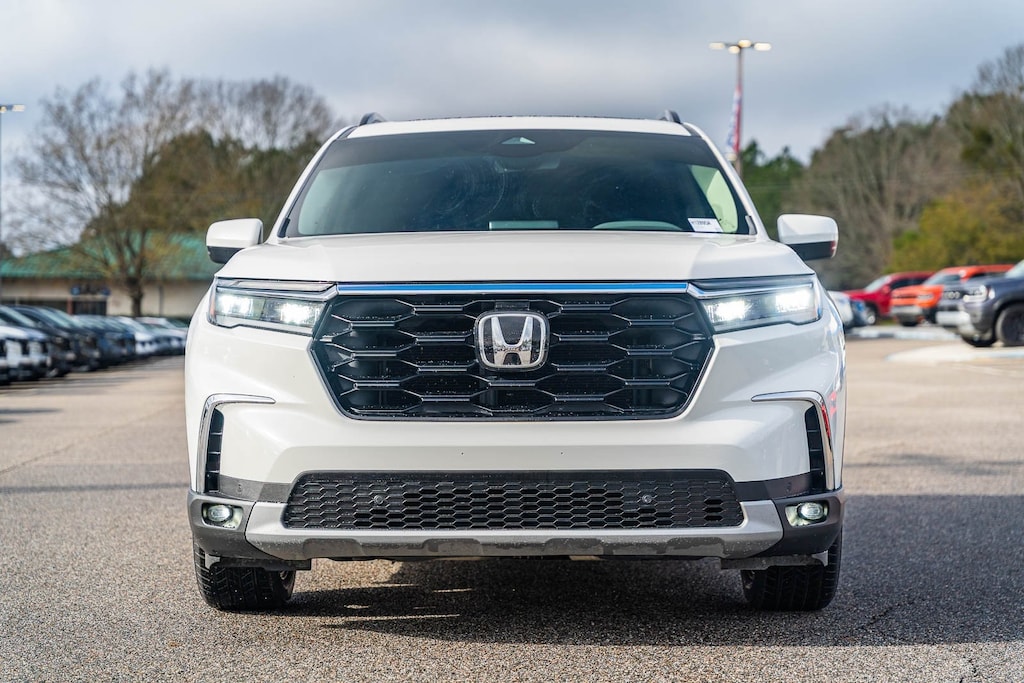 Certified 2024 Honda Pilot Touring SUV