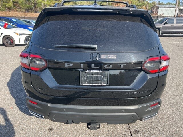 2025 Honda Pilot Black Edition photo 4