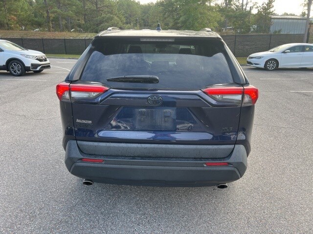 2022 Toyota RAV4 XLE photo 3