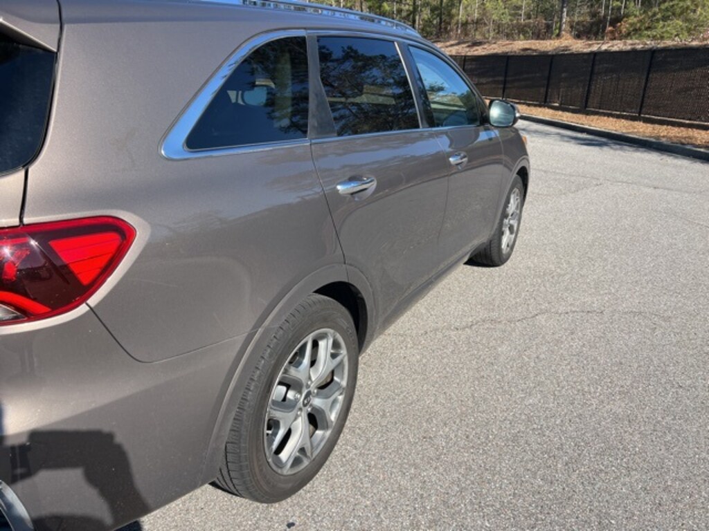 Used 2019 Kia Sorento 3.3L SX SUV