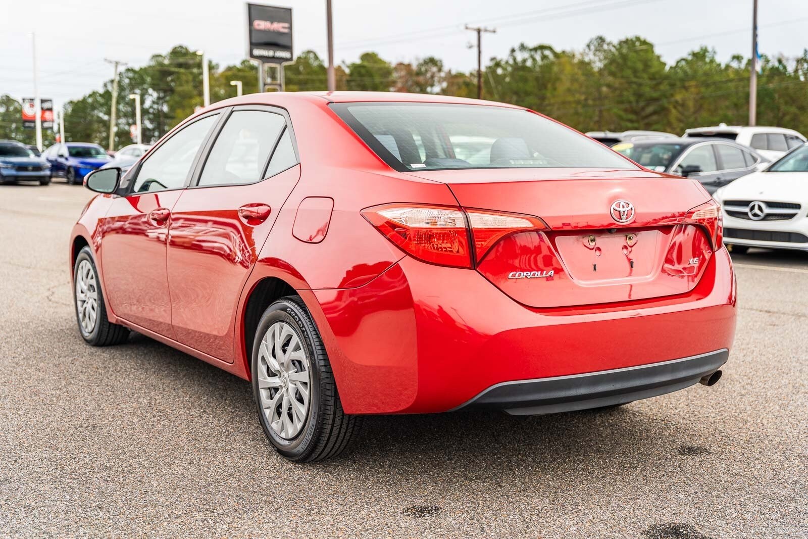2018 Toyota Corolla SE photo 4
