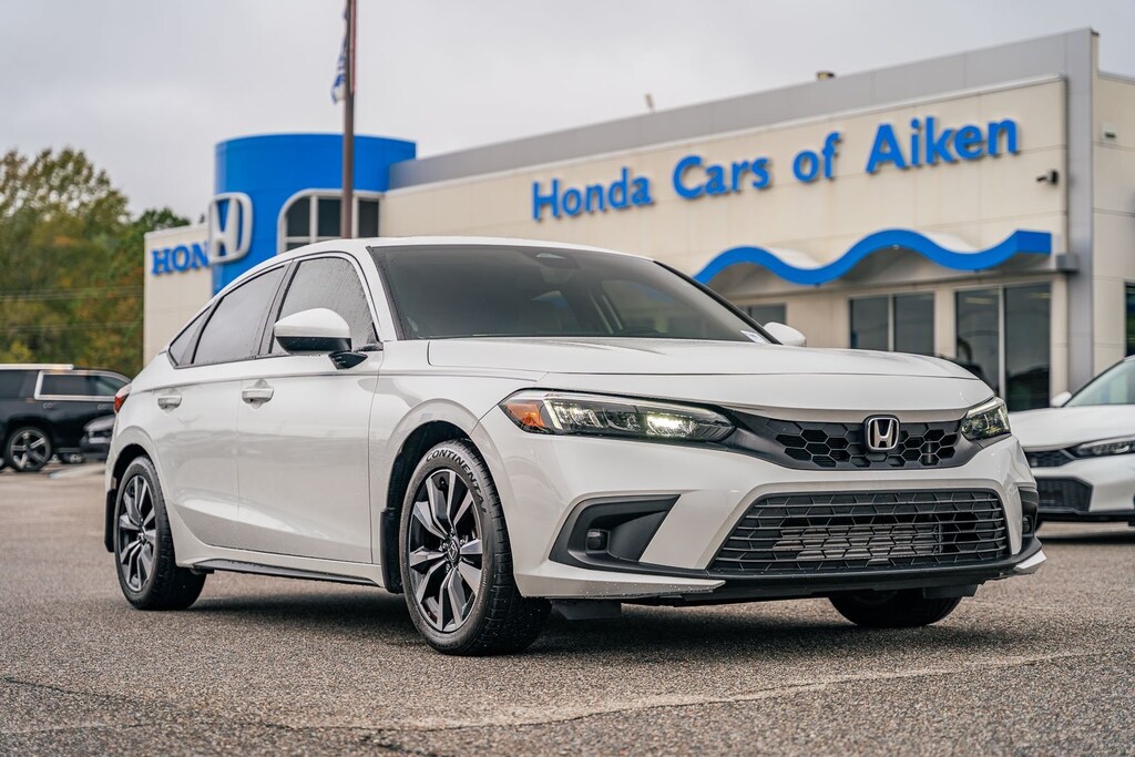 Used 2024 Honda Civic EX-L Hatchback