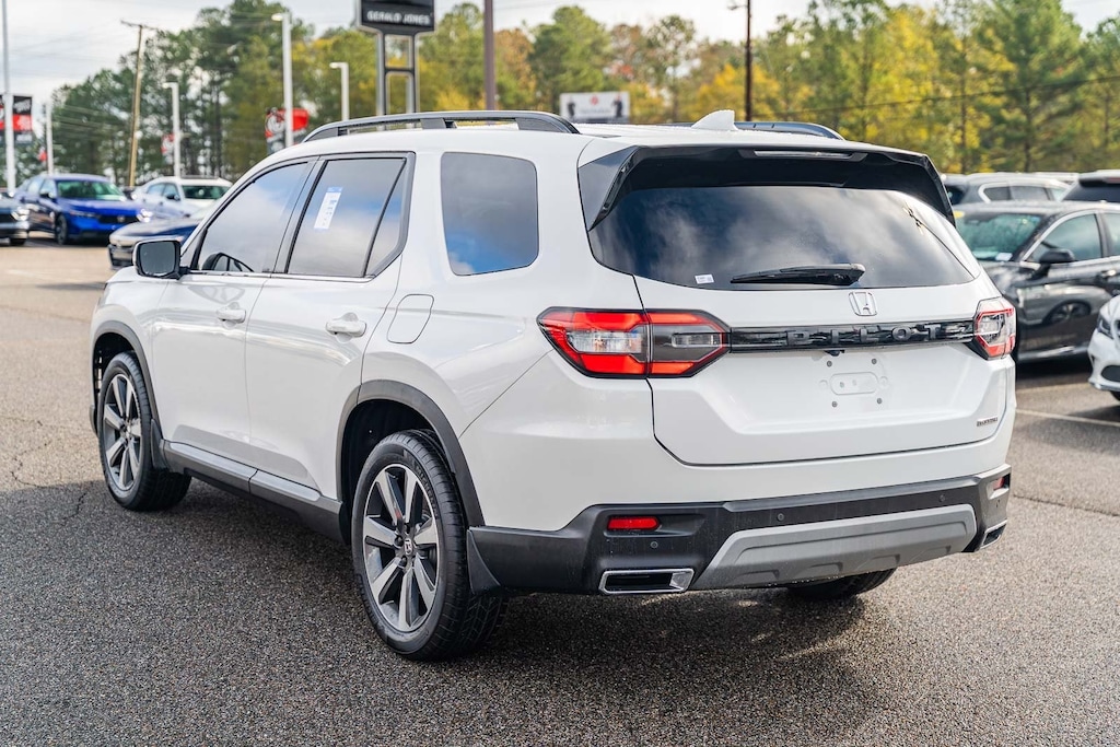 Certified 2024 Honda Pilot Touring SUV