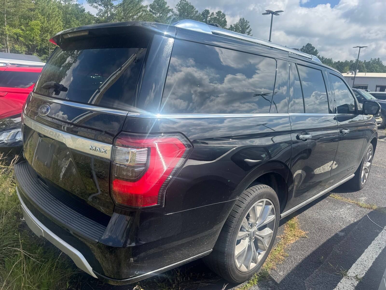 2019 Ford Expedition MAX Platinum photo 4