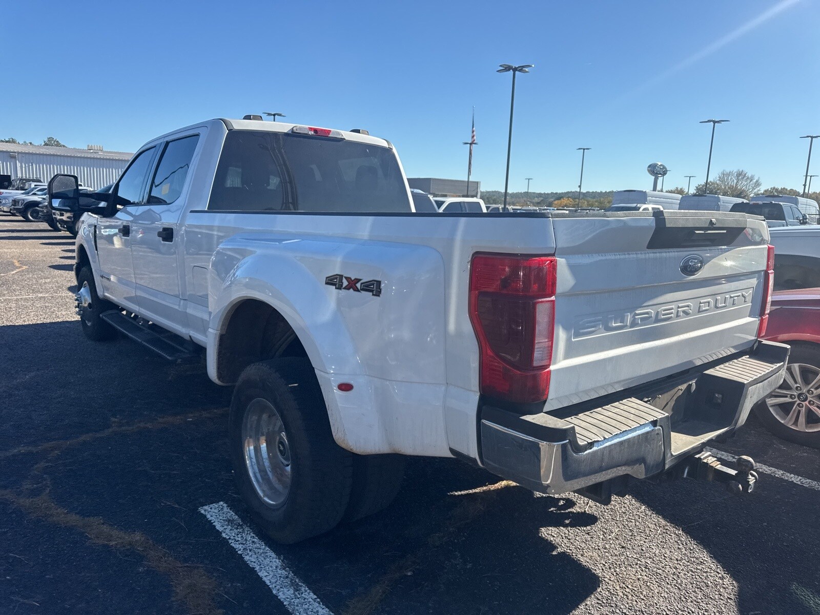2021 Ford F-350 XLT photo 3