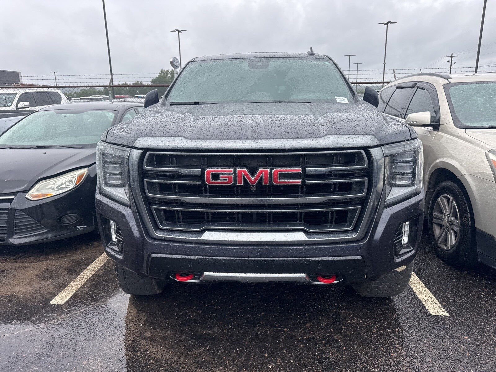 2023 Gmc Yukon XL AT4 photo 2
