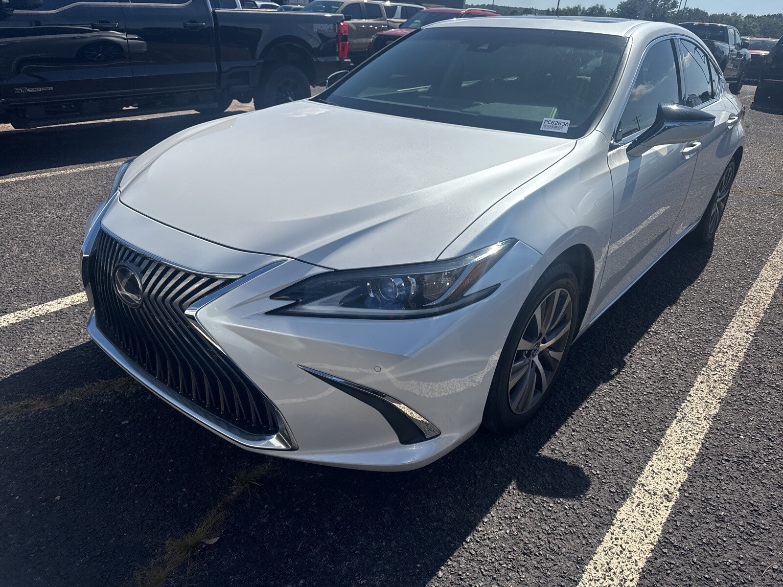 2020 Lexus ES 350 Premium photo 2