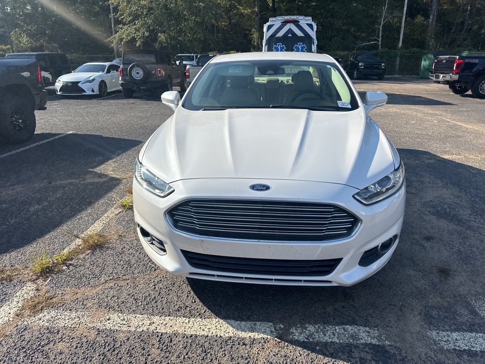 2016 Ford Fusion Energi SE photo 2