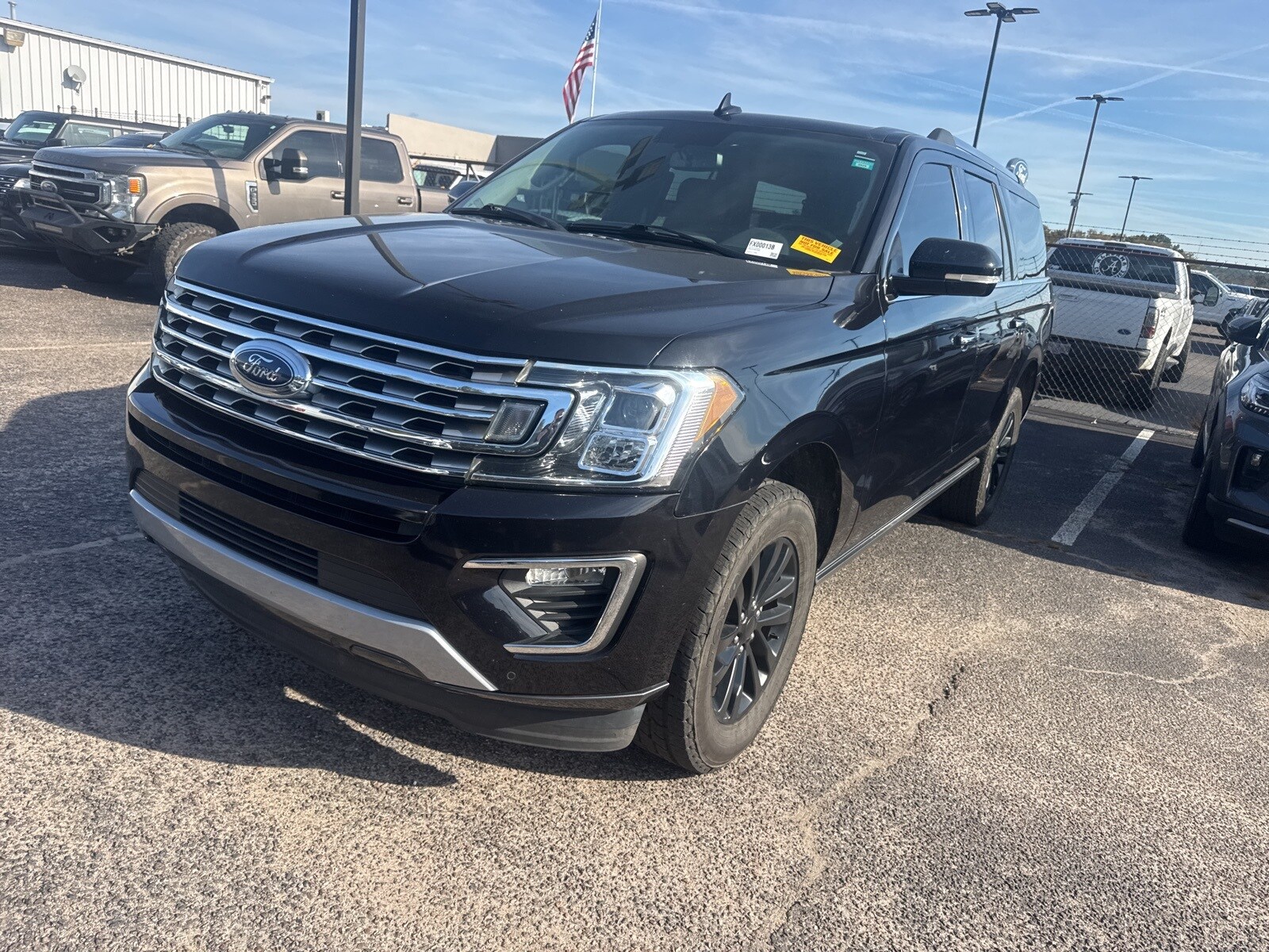 2019 Ford Expedition MAX Limited photo 2