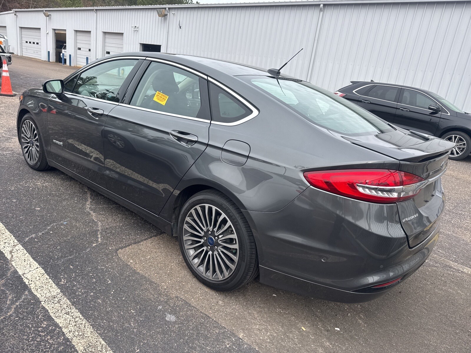 2017 Ford Fusion Hybrid Titanium photo 4