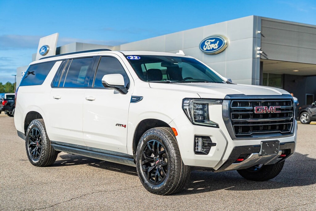 Used 2022 GMC Yukon XL AT4 SUV