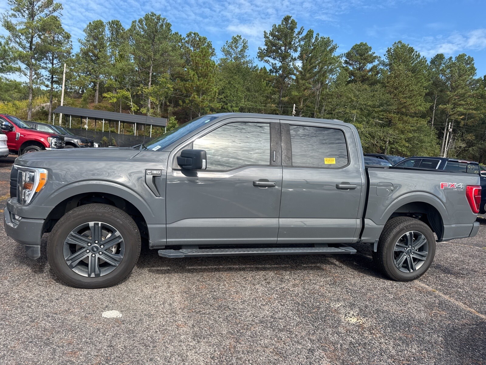 2021 Ford F-150 XLT photo 4