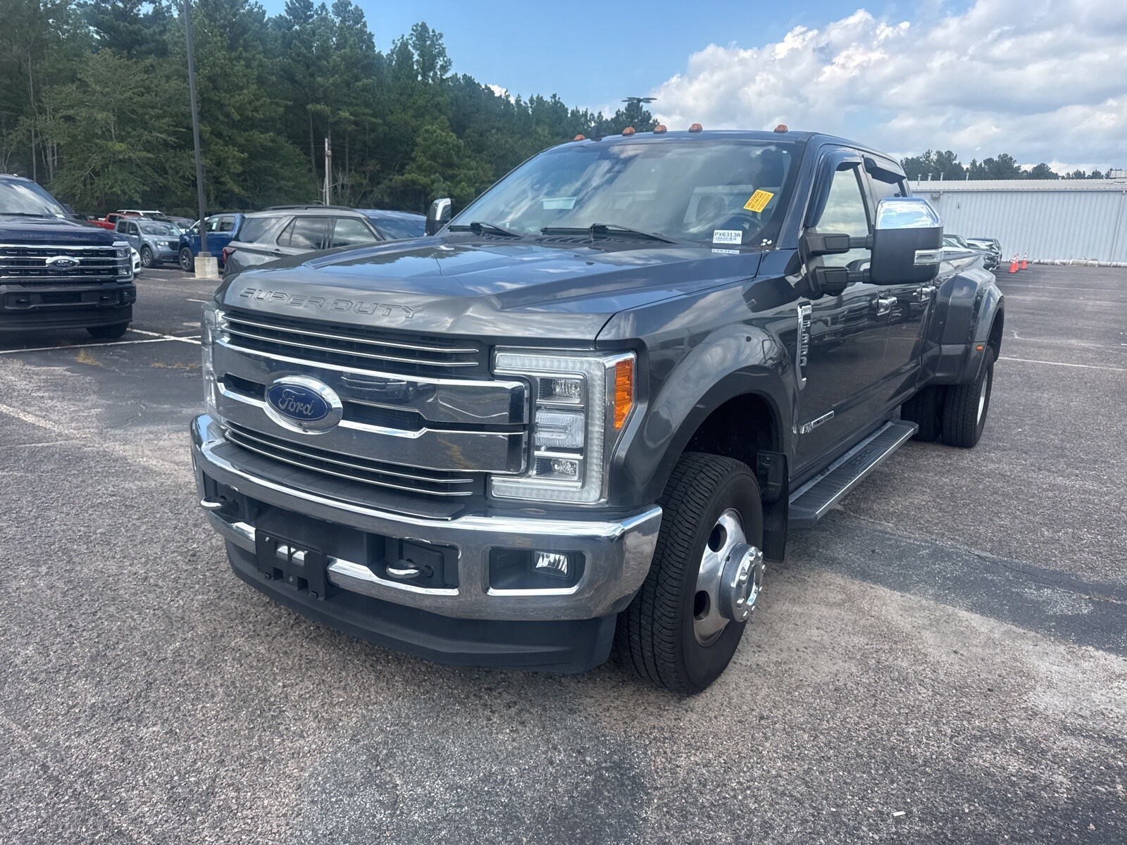 2019 Ford F-350 photo 2