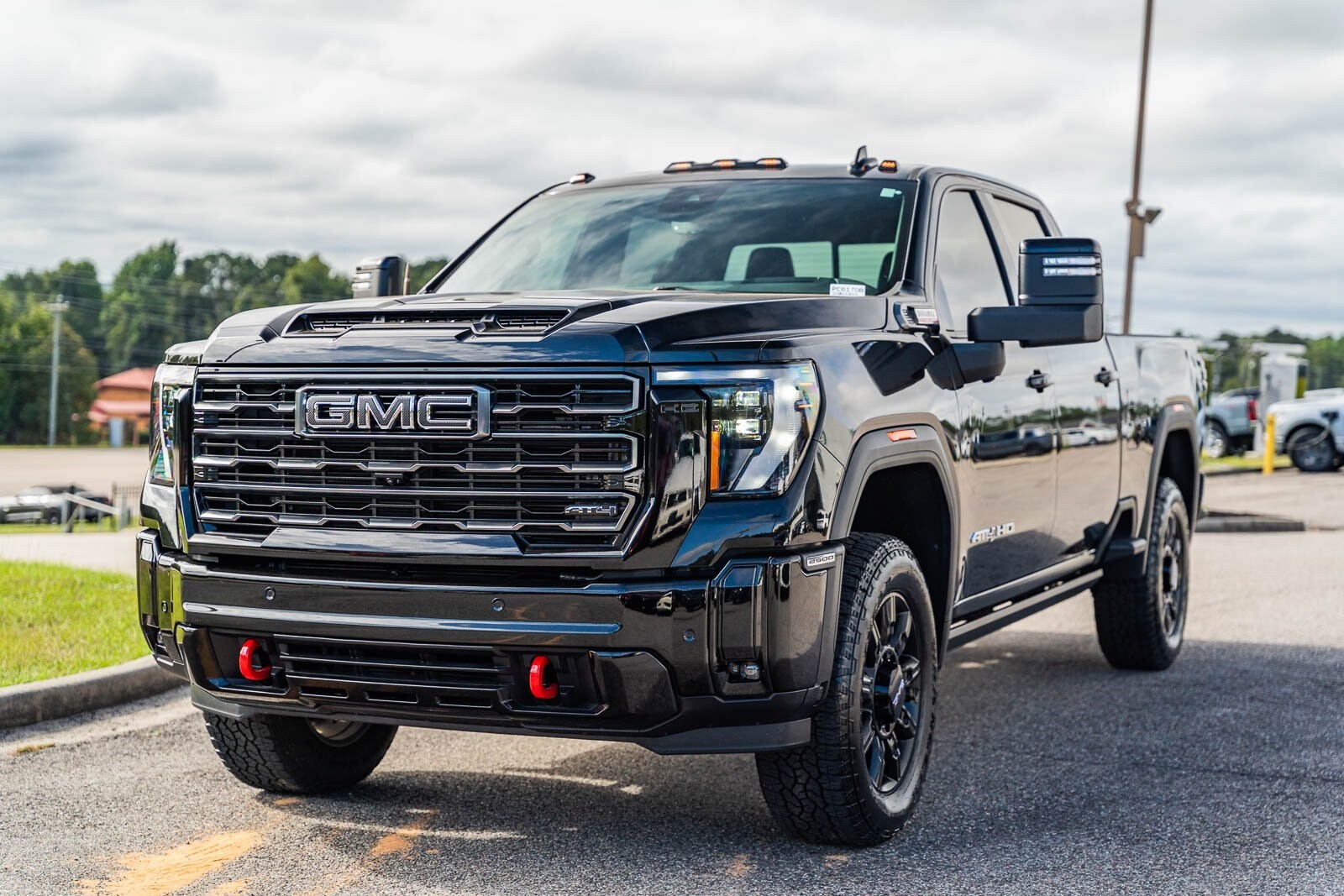 2025 Gmc Sierra HD AT4 photo 3