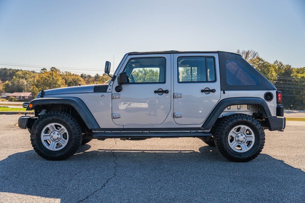 Used 2013 Jeep Wrangler Unlimited Sport SUV