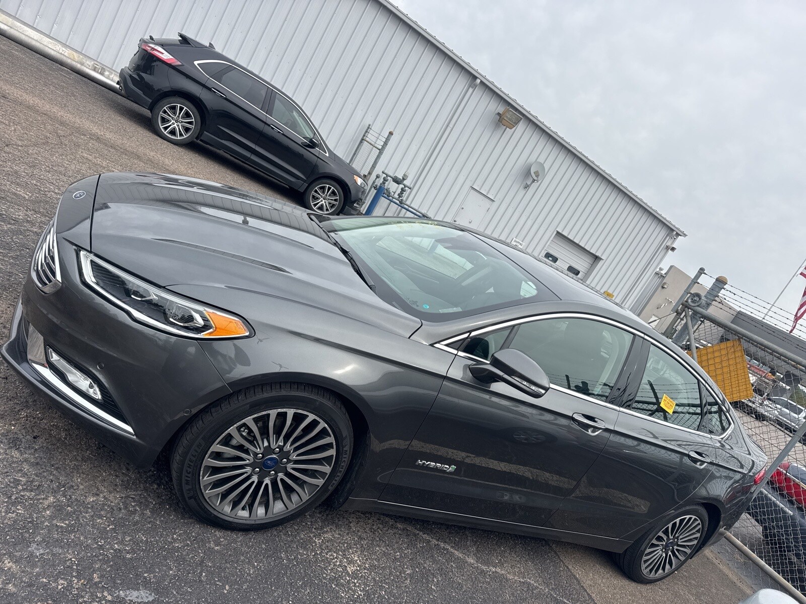 2017 Ford Fusion Hybrid Titanium photo 3