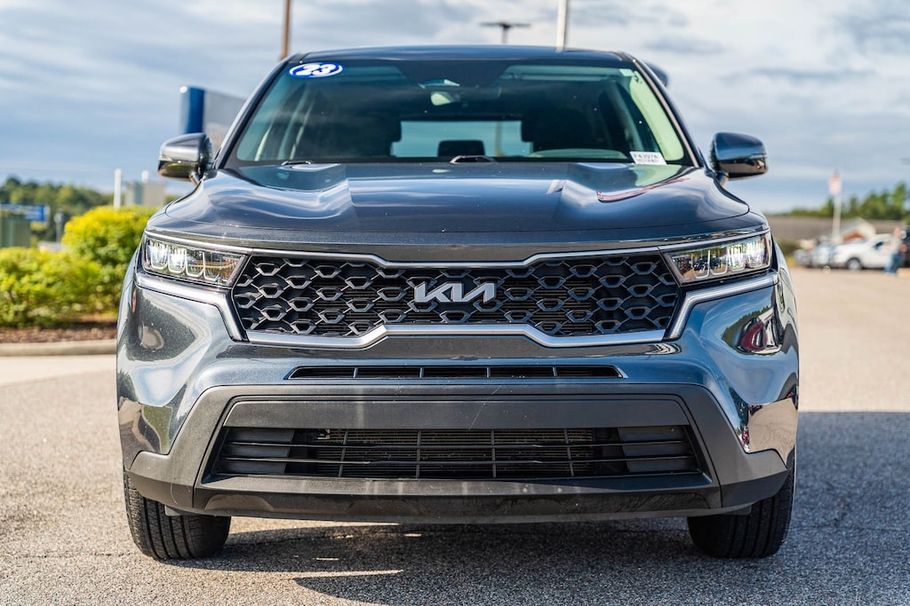 Used 2023 Kia Sorento LX SUV