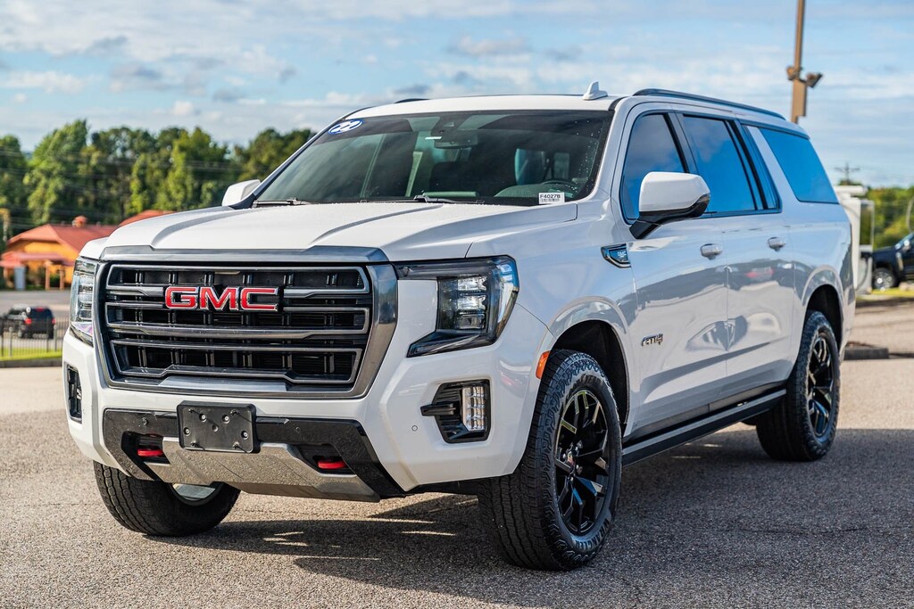 Used 2022 GMC Yukon XL AT4 SUV