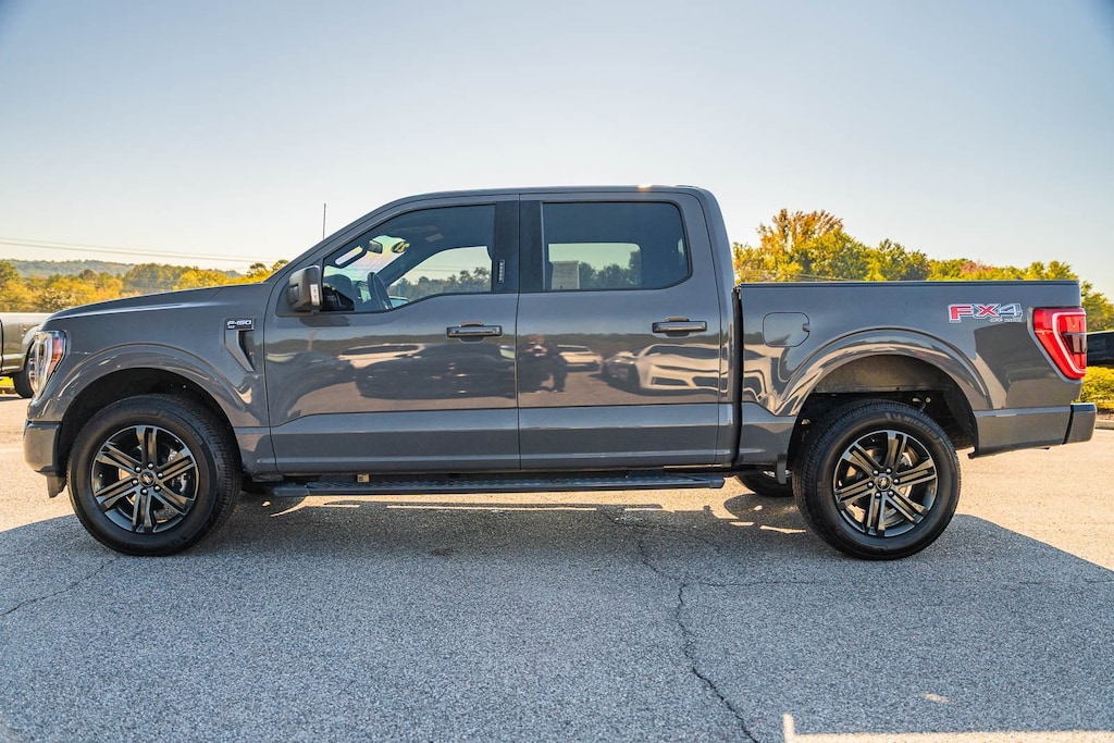 Used 2021 Ford F-150 XLT Truck
