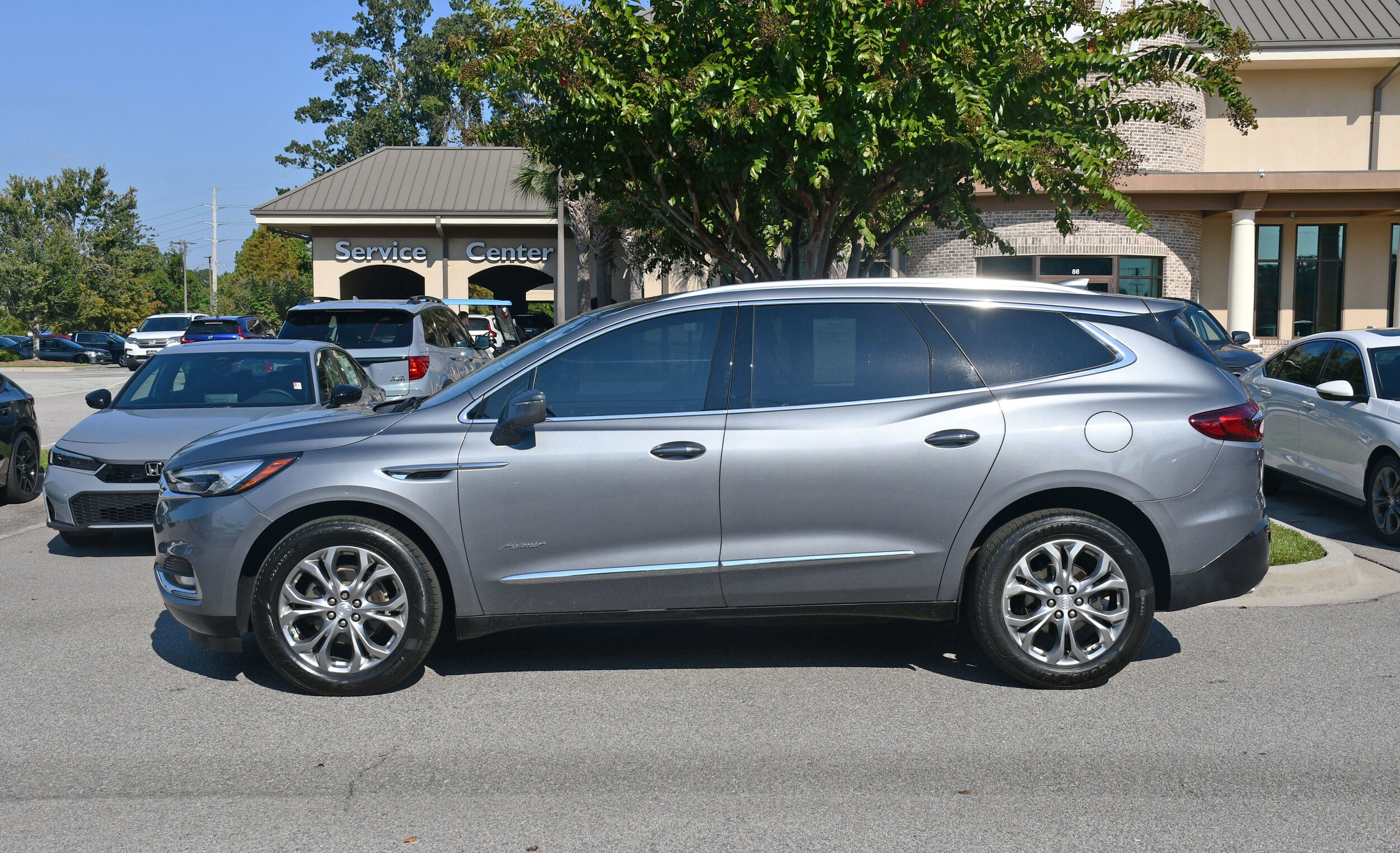 2019 Buick Enclave Avenir photo 2