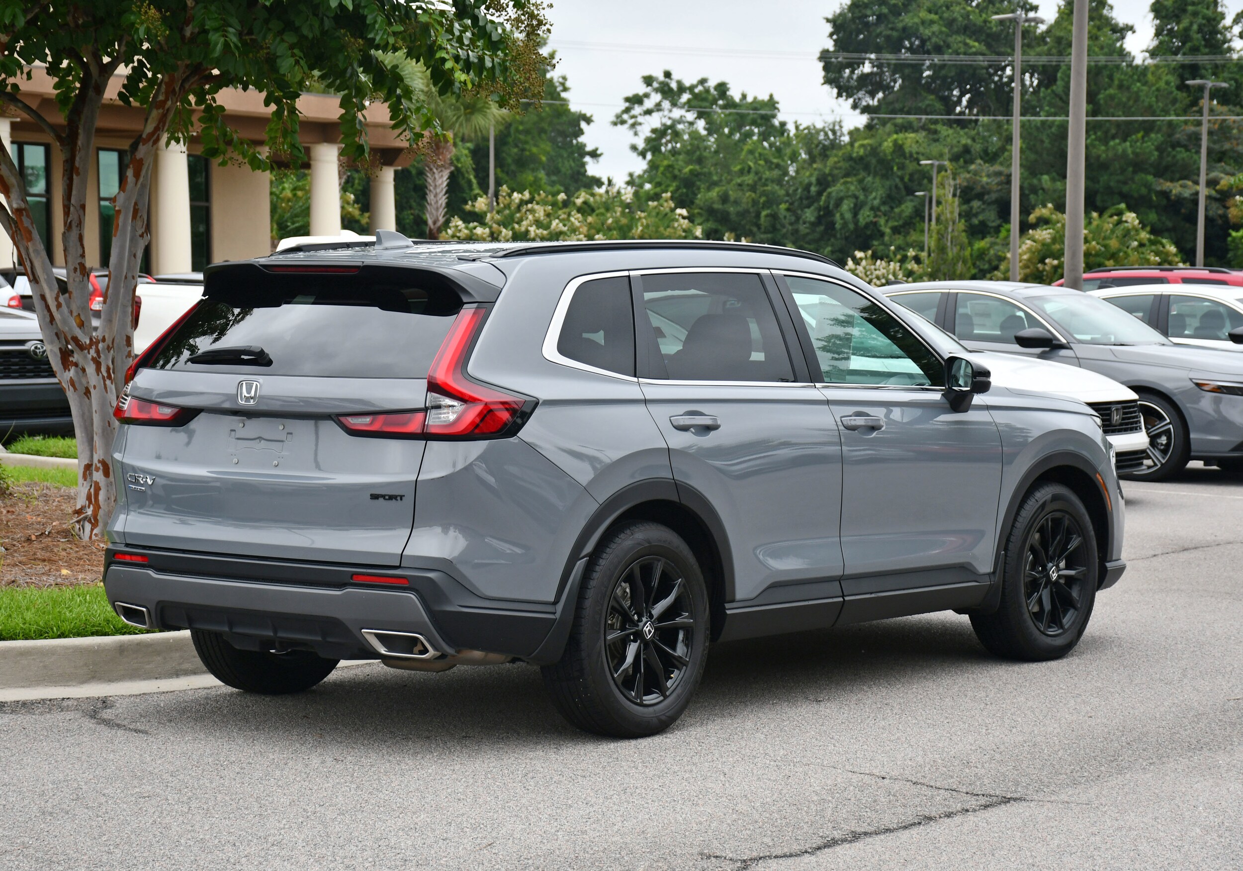 2024 Honda CR-V Hybrid Sport photo 3
