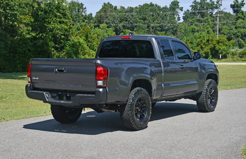 Used 2023 Toyota Tacoma SR SR Access Cab 6 Bed I4 AT