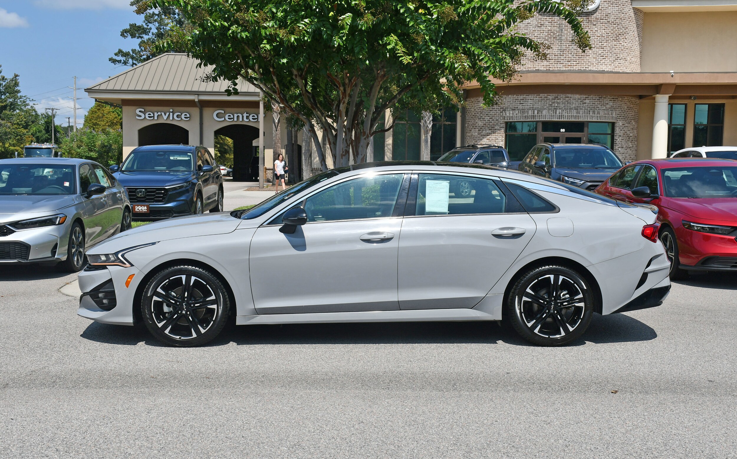 2022 Kia K5 GT-Line photo 2