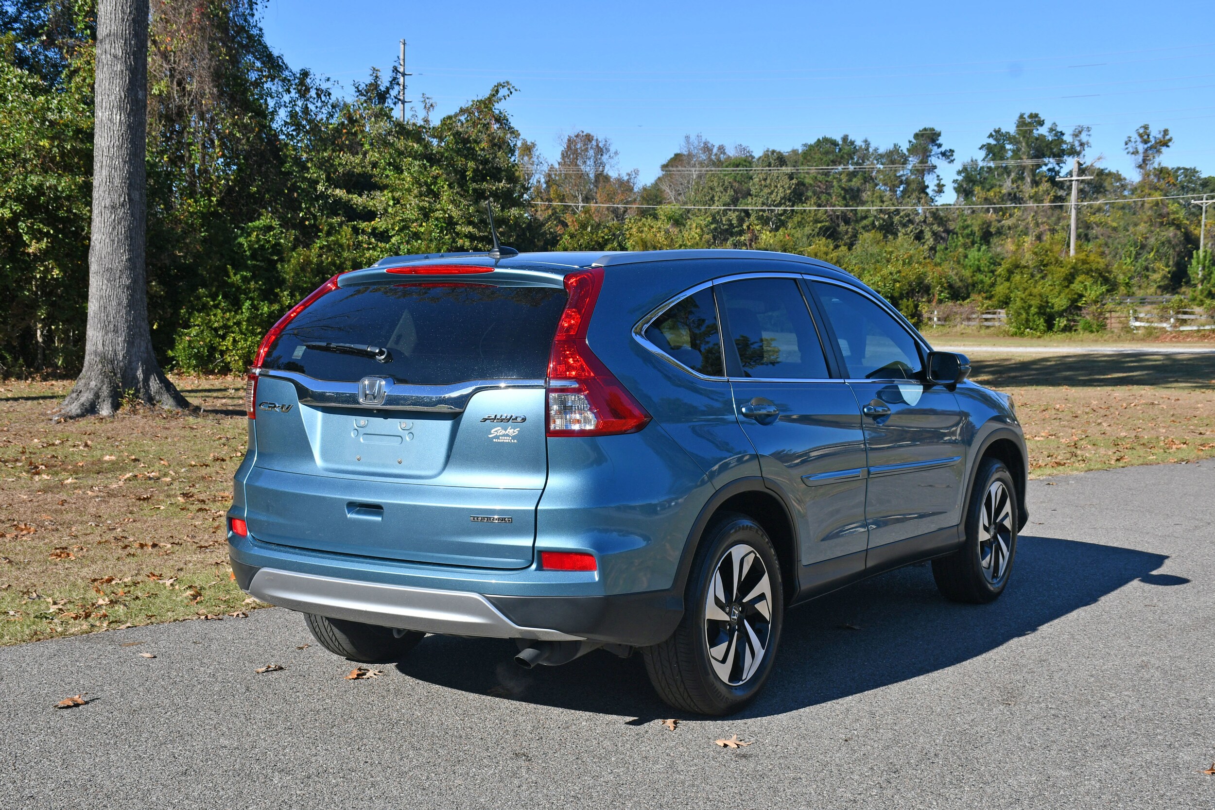 2016 Honda CR-V Touring photo 2