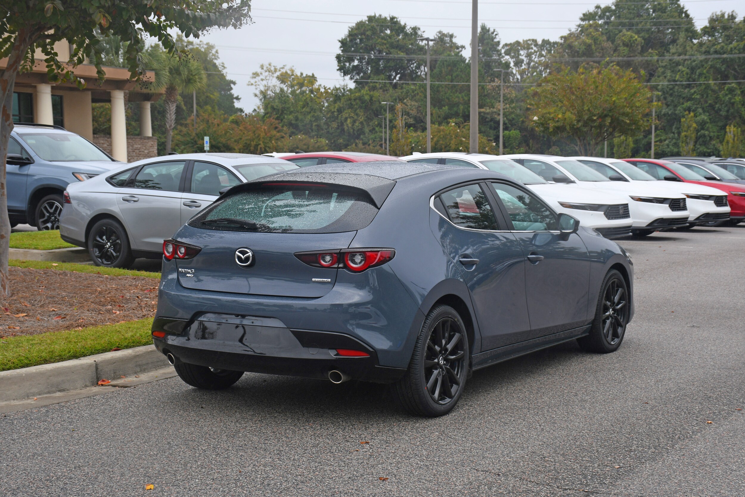 2024 Mazda Mazda3 Hatchback 2.5 s Carbon photo 4