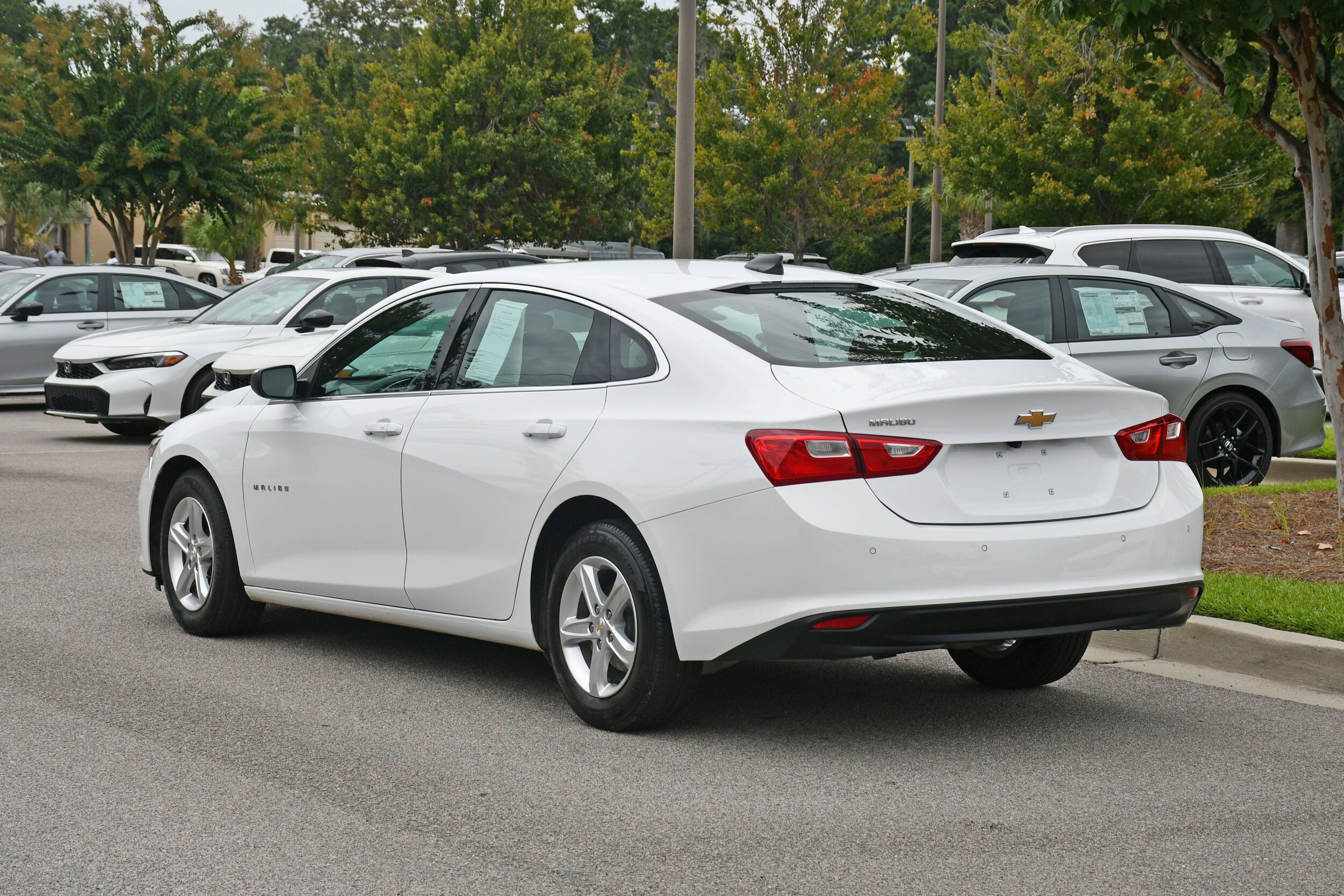 2024 Chevrolet Malibu LS photo 2
