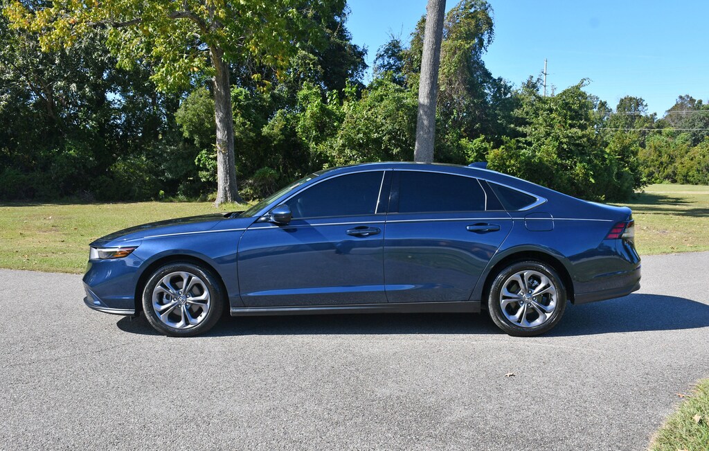 Used 2024 Honda Accord Sedan EX EX CVT