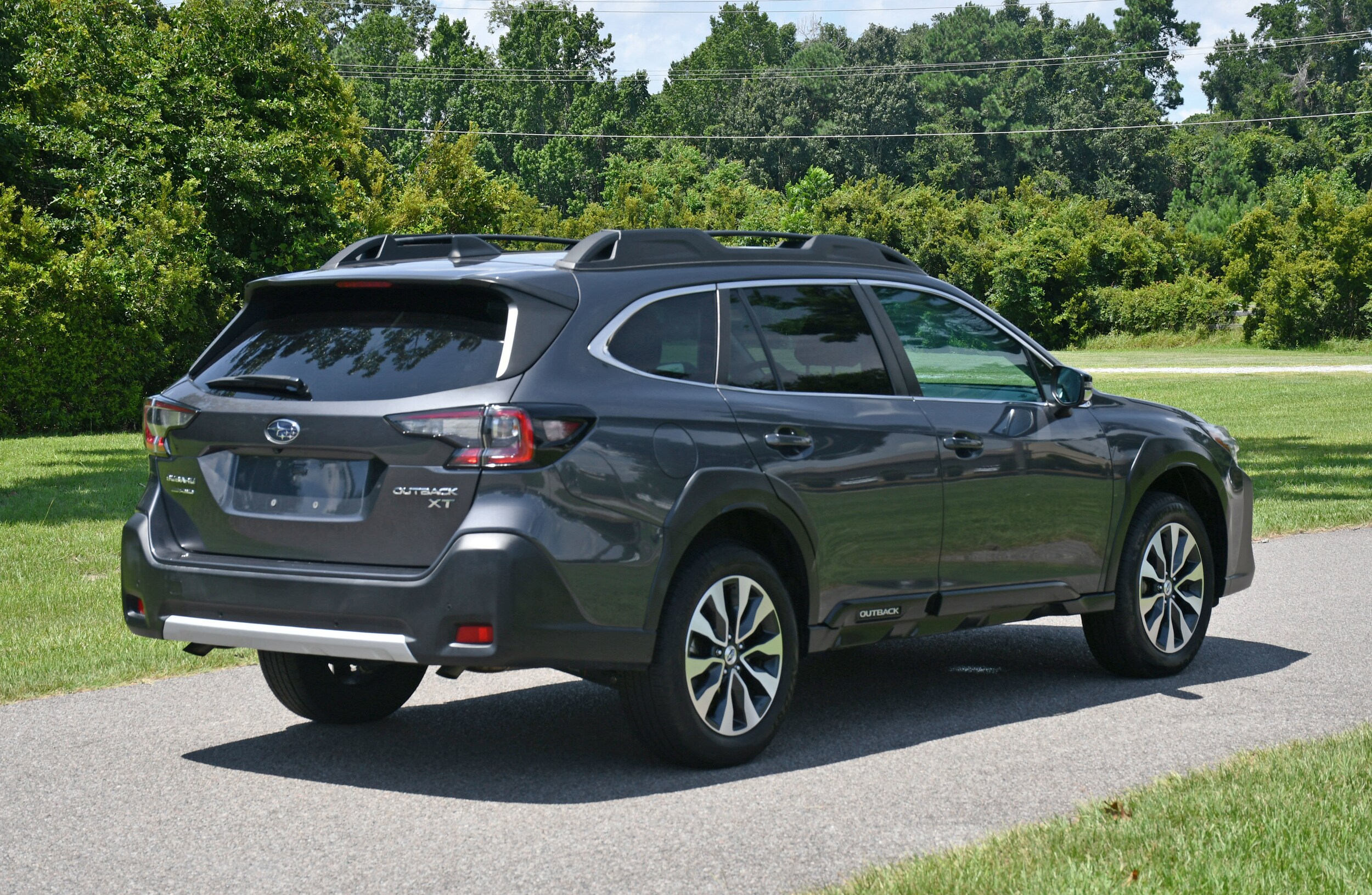 2023 Subaru Outback Limited XT photo 3
