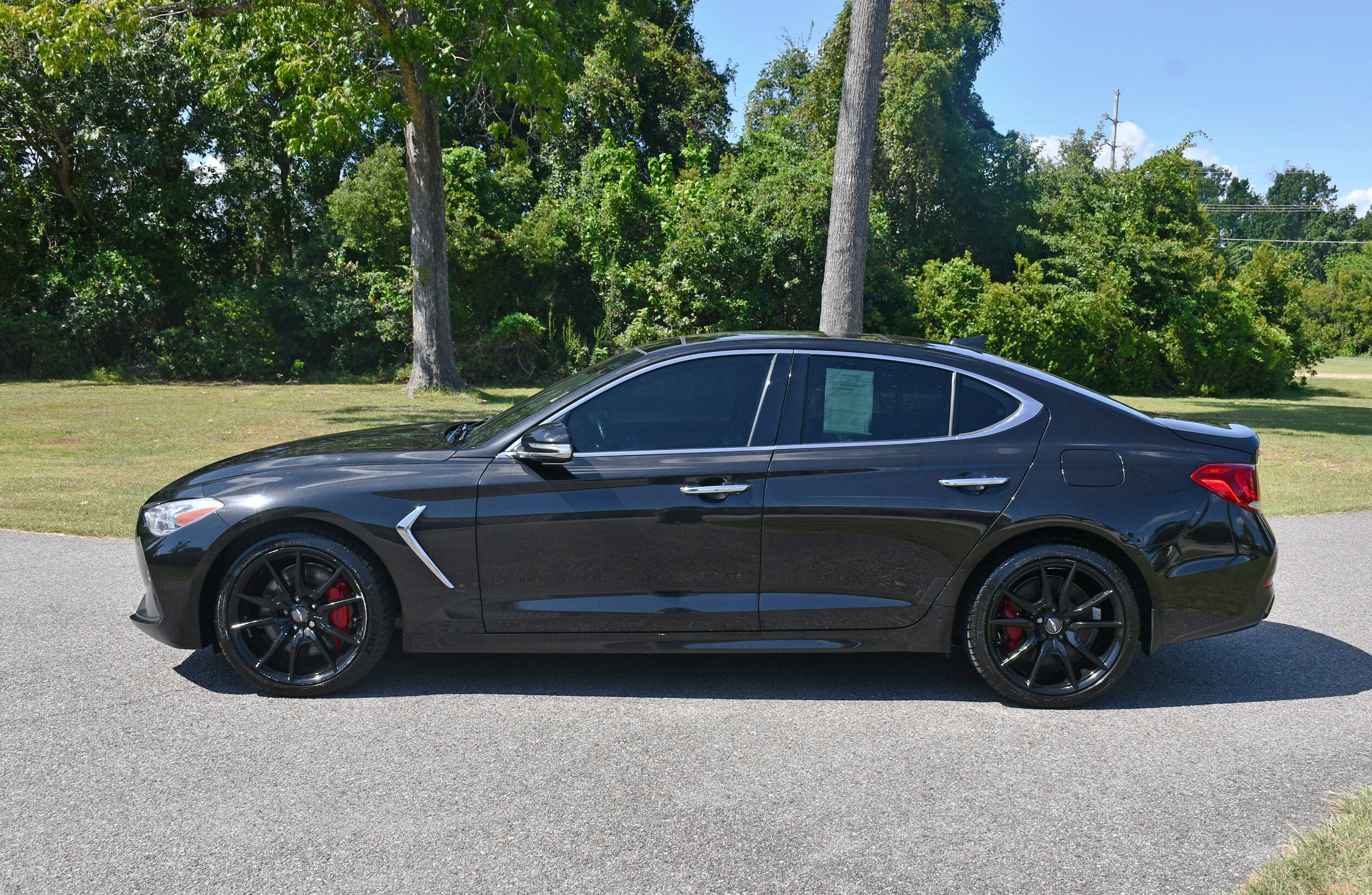 2019 Genesis G70 3.3T Advanced photo 2