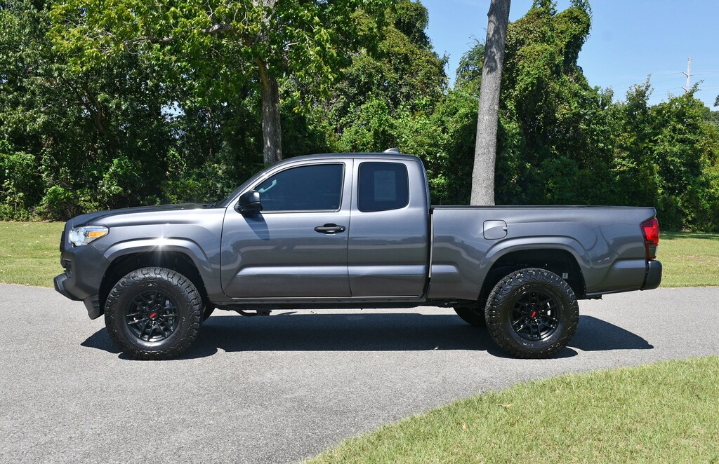 Used 2023 Toyota Tacoma SR SR Access Cab 6 Bed I4 AT