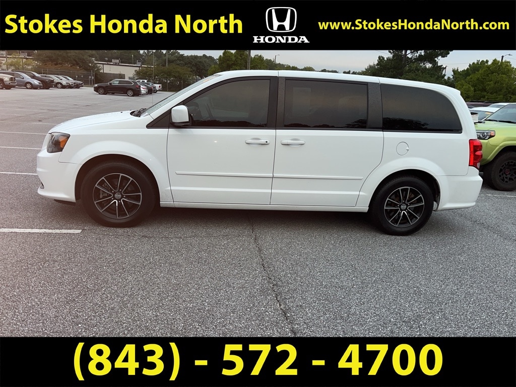 Used 2015 Dodge Grand Caravan R/T with VIN 2C4RDGEG1FR555886 for sale in Charleston, SC