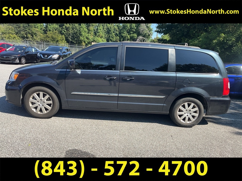 Used 2014 Chrysler Town & Country Touring with VIN 2C4RC1BG4ER433915 for sale in Charleston, SC