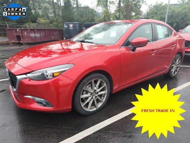 2018 Mazda Mazda3 Grand Touring photo 2