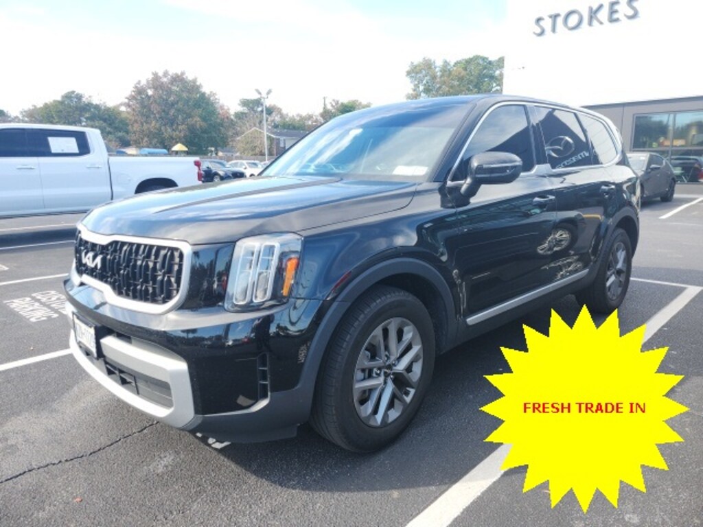 Used 2023 Kia Telluride LX SUV