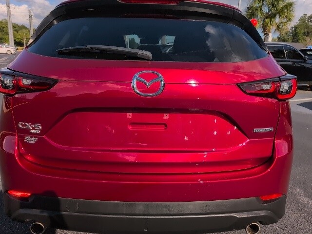 2023 Mazda CX-5 Premium photo 4