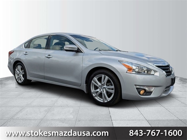 2013 Nissan Altima Sedan SL's photo