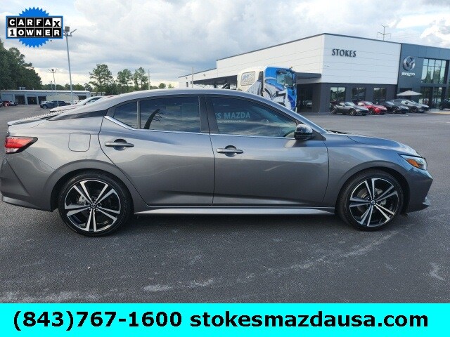 2021 Nissan Sentra SR photo 2