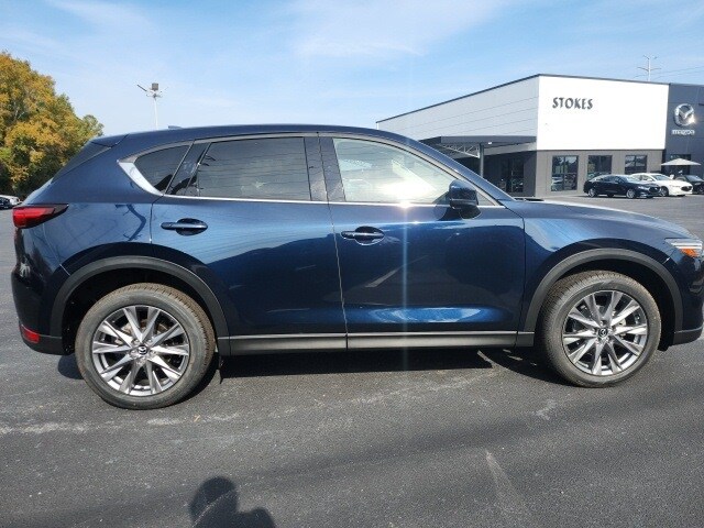 2021 Mazda CX-5 Grand Touring photo 2