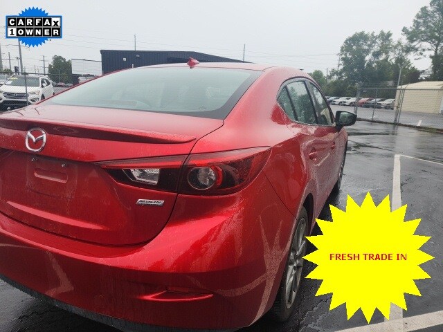 2018 Mazda Mazda3 Grand Touring photo 3